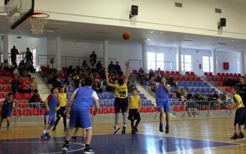 Μινι Μπάσκετ: Τζάμπολ σε τρία γήπεδα