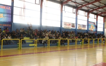 Η Περιφέρεια ανέλαβε την «ανακαίνιση» του κλειστού Κρεμαστής