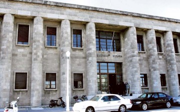 Στο εδώλιο 59χρονος κατηγορούμενος για σεξουαλική κακοποίηση ανήλικης