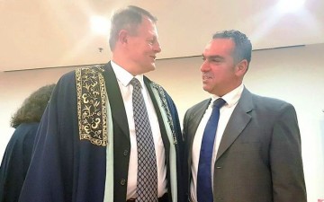 Επίτιμος διδάκτορας του Πανεπιστημίου Αιγαίο, Καναδός καθηγητής