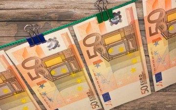 Κάθειρξη 8 ετών για πλαστά χαρτονομίσματα