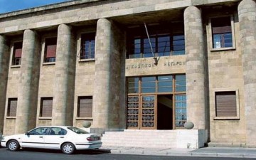 Σουηδός τραγουδιστής στο  εδώλιο για το βιασμό 16χρονης