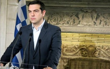 Η Κυβέρνηση κοιτάζει αριστερά  και … προσπαθεί να πράξει δεξιά