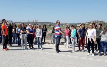 Καθαρισμός  παραλίας Αφάντου  από τους μαθητές του ΓΕΛ Αφάντου