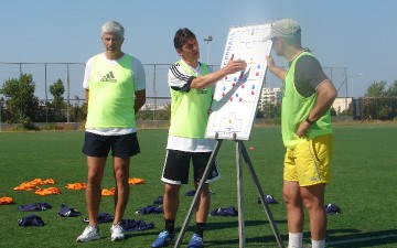 Έτοιμα τα  διπλώματα των προπονητών που «αποφοίτησαν» από τη σχολή της Ρόδου