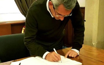 Υπογραφές για το Ογκολογικό Τμήμα της Ρόδου