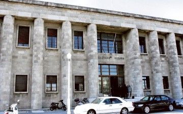 Ροδίτικη εταιρεία καλείται να εξοφλήσει το ίδιο δάνειο δύο φορές