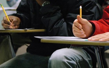 Εξετάσεις ενηλίκων για απόκτηση απολυτηρίου Δημοτικού Σχολείου
