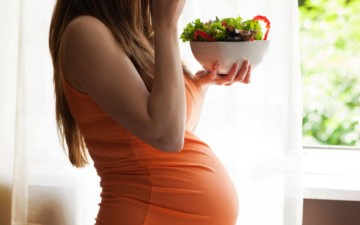 Δέκα μυστικά για να μην πάρετε πολλά κιλά στην εγκυμοσύνη