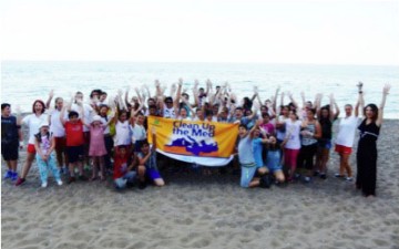 Εθελοντικός καθαρισμός παραλίας