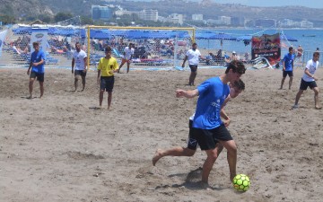 Ανοιχτό και για τις  παρέες το τουρνουά Beach Soccer στη Ρόδο
