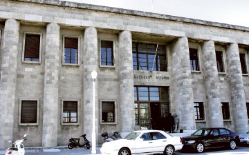 Καταδικάστηκε 33χρονος Ροδίτης για κλοπή τσάντας