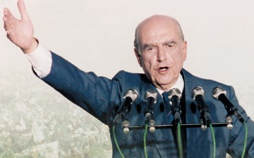 ΑΝΔΡΕΑΣ ΠΑΠΑΝΔΡΕΟΥ: Είκοσι ένα χρόνια από το θάνατό του