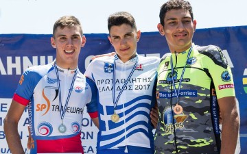 Στο βάθρο ο Τριομμάτης και η Νικήτα