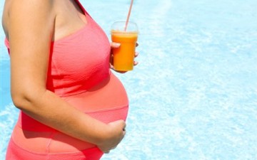 H κατανάλωση ροφημάτων με ζάχαρη  κατά την κύηση κάνει κακό στο παιδί