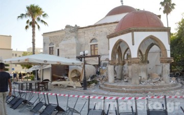 Ο μιναρές του Τεμένους DEFTERDAR στην κεντρική πλατεία της Κω,  σύμβολο πολιτισμού