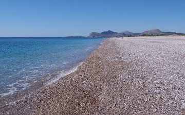 Ρόδος: Βαρύτατος τραυματισμός Γερμανίδας σε παραλία 