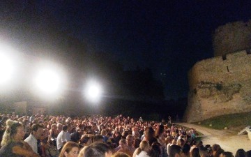 Κατάμεστη η Μεσαιωνική Τάφρος της Ρόδου για τον Γιώργο Χρυσοστόμου!