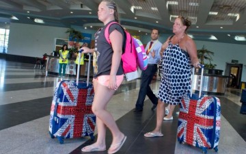 Ταξιδιωτική οδηγία  τρομοκρατεί τους Βρετανούς τουρίστες για την Ελλάδα