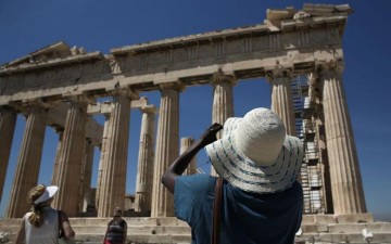 Στην Ελλάδα, οι “πλούσιοι”  τουρίστες είναι... φτωχοί
