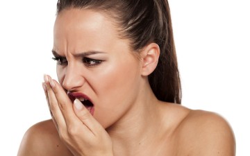 Πέντε συμβουλές  για την κακή αναπνοή