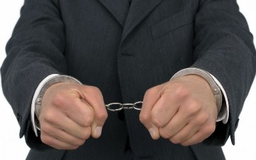 Συνελήφθη ο συνταξιούχος που ασελγούσε σε 14χρονη με την συνδρομή του πατέρα