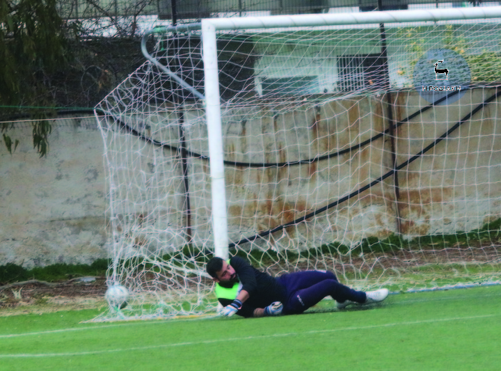 Η μπάλα κατέληξε στα δίχτυα μετά το σουτ του Λάκη Αξιώτη ΦΩΤΟ ΒΙΚΤΩΡ