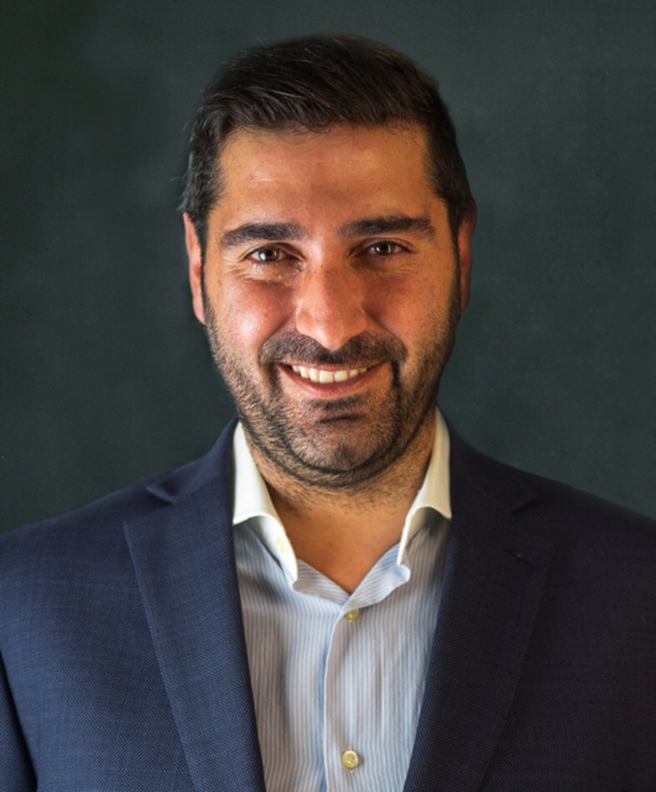 Ο συντοπίτης μας κ. Αναστάσιος Κωνσταντάρος  που τιμήθηκε για την προσφορά του στον σύλλογο “Γένεσις”