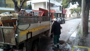Άμεσα τα αντανακλαστικά του Δήμου Ρόδου και της ΔΕΥΑΡ  στην κακοκαιρία