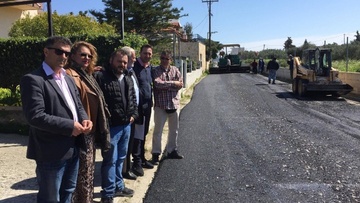 Ασφαλτικά έργα, σε επτά κεντρικές οδούς της Δημοτικής Ενότητας Ιαλυσού (φωτορεπορτάζ)