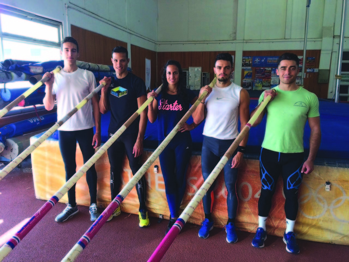 Ο Δημήτρης Καραγιάννης (πρώτος από αριστερά) θα προετοιμαστεί στην Κύπρο