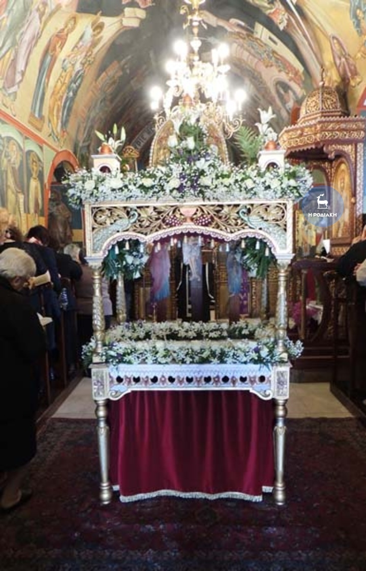 ΑΓΙΟΣ ΠΑΝΤΕΛΕΗΜΟΝΑΣ