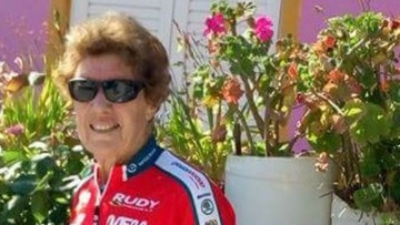 81χρονη ποδηλάτρια από την Αυστραλία στο Παγκόσμιο της Ρόδου!