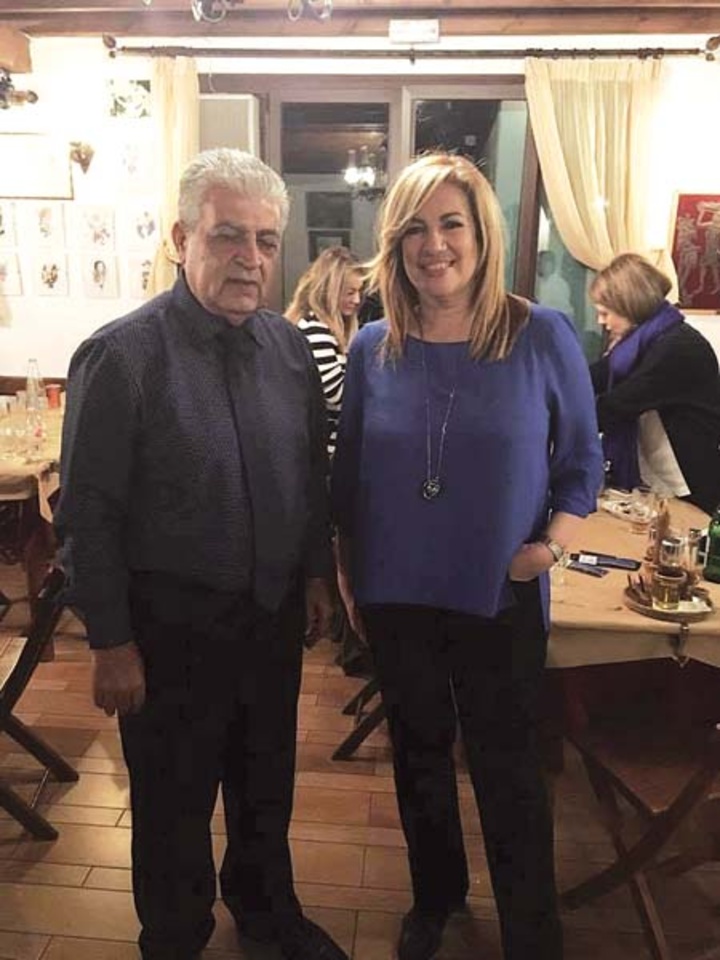 Η πρόεδρος του ΠΑΣΟΚ κ. Φώφη Γεννηματά επισκέφθηκε την ταβέρνα “ο Πλάτανος” τη Μ. Παρασκευή και γευμάτισε με γνωστούς και φίλους. Στη φωτογραφία με τον  περιφερειακό σύμβουλο  κ. Κάλλιστο Διακογεωργίου