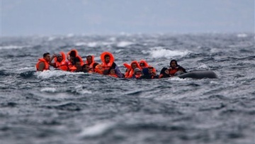 Στη θαλάσσια περιοχή της Κρεμαστής εντοπίστηκαν 16 πρόσφυγες 
