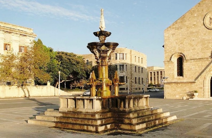 Το σιντριβάνι στη σημερινή του κατάσταση