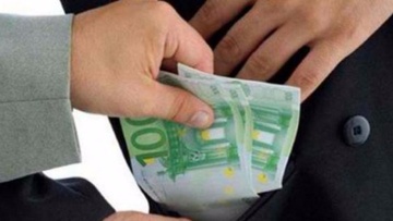 Η επίσημη ανακοίνωση της αστυνομίας σχετικά με τη σύλληψη των εφοριακών στην Ρόδο