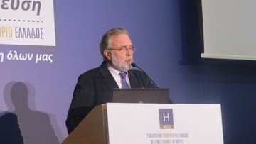 Παππούς έγινε ο Αρης Σολούνιας
