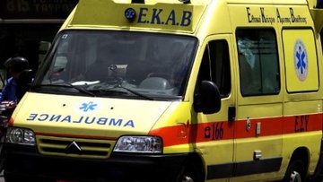 Βρέθηκε τραυματισμένος στην άκρη του δρόμου