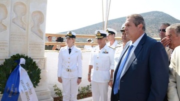 Ο Π. Καμμένος παρέστη στα αποκαλυπτήρια μνημείου στην Κίναρο