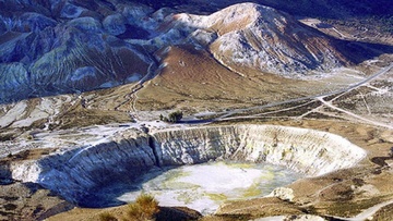 Καταγγελία στον επιθεωρητή δημόσιας διοίκησης για τη ΔΕΗ