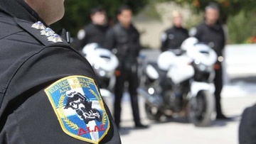 Χειροπέδες σε 59χρονο στην Ρόδο  που προσέγγιζε ανήλικους ζητώντας... συνεύρεση! 