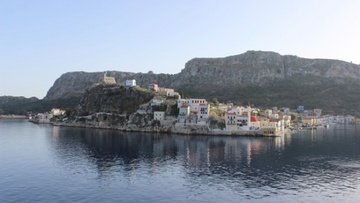 Στο πλευρό των Καστελλοριζιών οι εθελοντές της οργάνωσης +Πλεύση