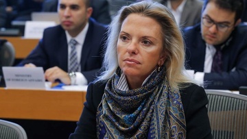 Ελίζα Βόζεμπεργκ: «Να υπάρξει έκτακτο σχέδιο αποσυμφόρησης των νησιών»