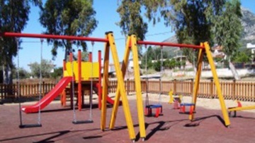Προσπάθειες  αναβάθμισης για τις παιδικές χαρές του νησιού