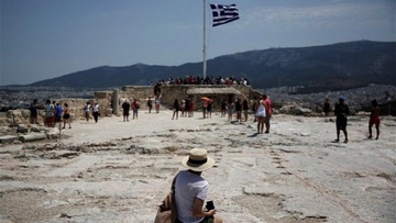 Τα φουσκωμένα πορτοφόλια δεν έρχονται στην Ελλάδα