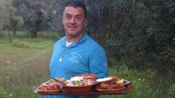 Ο Μιμάκος με τη χρυσή καρδιά!
