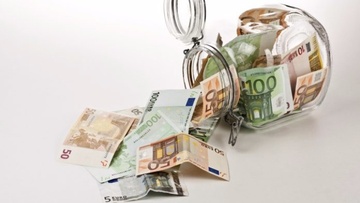 Τελευταία διορία για τα οικογενειακά επιδόματα