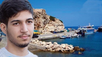 Ράγισαν καρδιές στο τελευταίο αντίο προς τον 20χρονο φοιτητή
