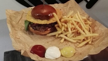 Φάγαμε το Meet the Grill Burger από μοσχαρίσιο κιμά Black Angus